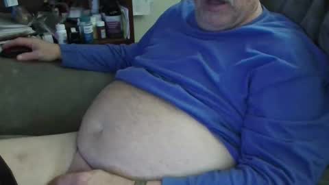 Snapshot of haysay722354422 chatting on 04.27.26 haysay722354422 online show from 04.27.26