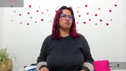 Snapshot of hazel_34 chatting on 01.16.26 hazel online show from 01.16.26