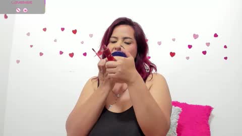 Snapshot of hazel_34 chatting on 02.05.26 hazel online show from 02.05.26