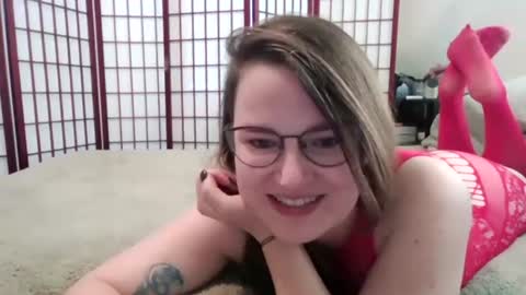 Snapshot of hazel_blue chatting on 07.14.26 Hazel Blues online show from 07.14.26