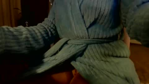 Hazel online show from 01.08.26