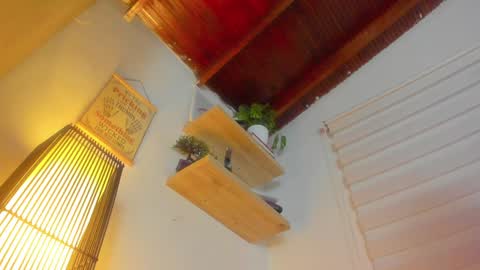 Im Hazel online show from 12.28.24