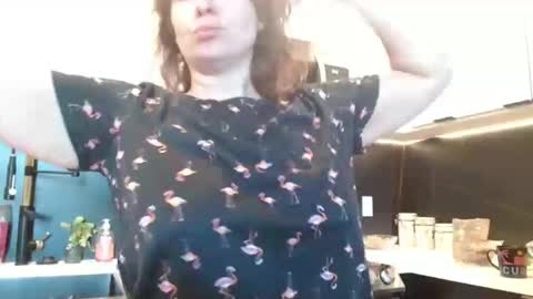 Hazel online show from 06.03.26