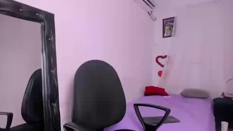 hazel_slim_ online show from 03.12.26