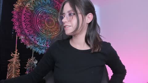 HazelKush online show from 12.19.24