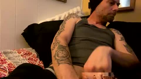 Snapshot of hbsethy chatting on 01.04.25 HBSethy online show from 01.04.25