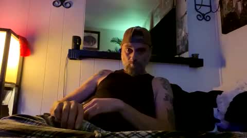 Snapshot of hbsethy chatting on 11.17.25 HBSethy online show from 11.17.25