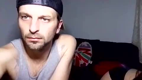 Snapshot of headshothoney chatting on 10.27.25 headshothoney online show from 10.27.25