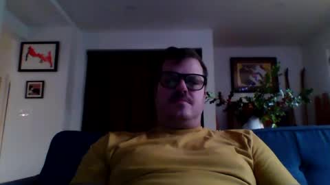 Snapshot of heartofadog604 chatting on 12.07.24 MT online show from 12.07.24