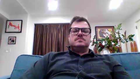 Snapshot of heartofadog604 chatting on 12.17.24 MT online show from 12.17.24