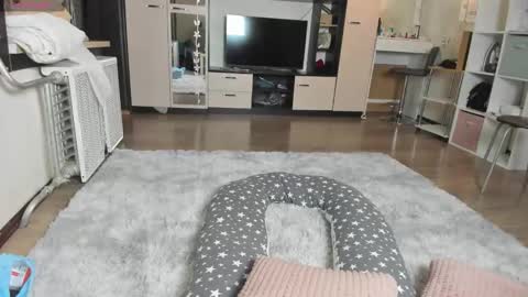 Heather online show from 11.08.25