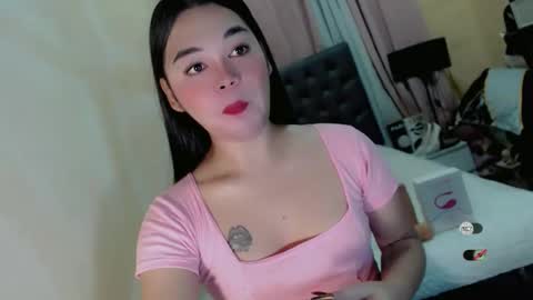 Snapshot of heatmusex_ chatting on 05.17.26 Kylene3 online show from 05.17.26