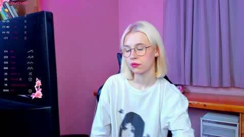 Our names are Anette and Alice online show from 12.22.24