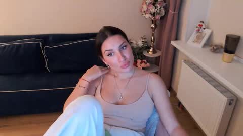 Heaven girl online show from 10.06.25