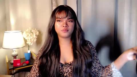 KENDAL online show from 12.14.25