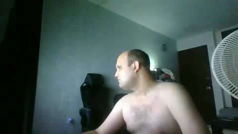 Snapshot of heavy_rebellxc chatting on 10.19.25 Heavy Rebell online show from 10.19.25