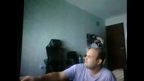 Snapshot of heavy_rebellxc chatting on 10.24.25 Heavy Rebell online show from 10.24.25