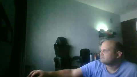 Snapshot of heavy_rebellxc chatting on 06.18.26 Heavy Rebell online show from 06.18.26