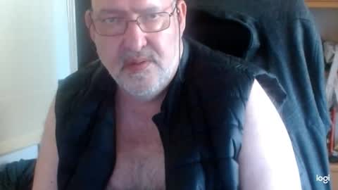 Snapshot of hechizodeluz chatting on 04.19.26 Hechizo online show from 04.19.26