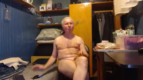 Snapshot of hedonista67 chatting on 02.10.25 hedonista67 online show from 02.10.25