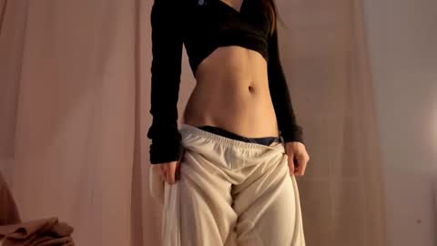 Jeen online show from 01.08.25