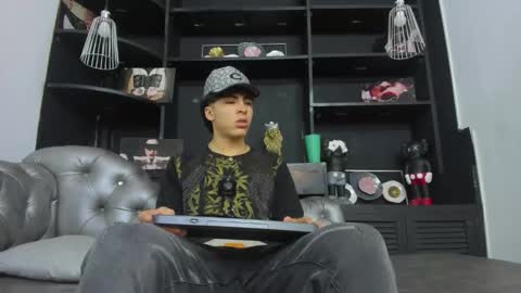 Snapshot of heellboy_ chatting on 10.15.25 heellboy_ online show from 10.15.25