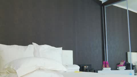 Snapshot of hefner_girl chatting on 01.02.25 Helen online show from 01.02.25