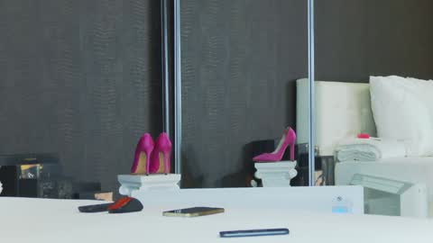 Snapshot of hefner_girl chatting on 01.27.25 Helen online show from 01.27.25