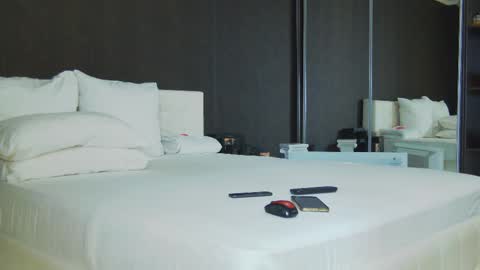 Snapshot of hefner_girl chatting on 02.24.25 Helen online show from 02.24.25