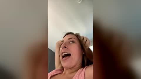 heidi_is_here_72 online show from 06.19.26
