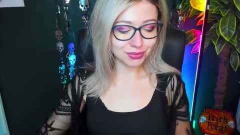 Heidi online show from 10.28.25