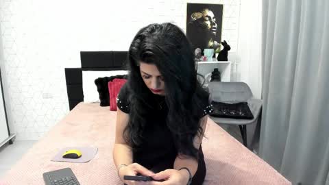 Heidi online show from 04.23.26