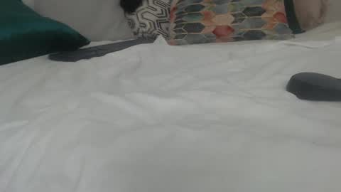 Heidy  online show from 01.12.25