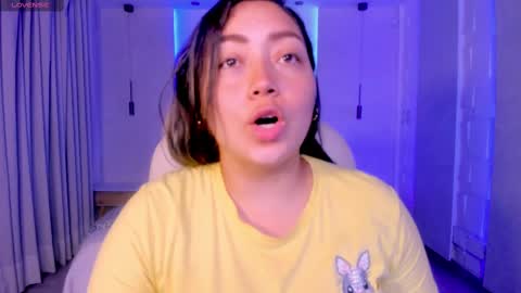 Snapshot of heidy_jhons chatting on 10.03.25 Heidy online show from 10.03.25