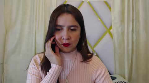 Snapshot of heidy_wells chatting on 03.10.25 Heidy online show from 03.10.25