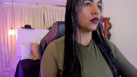              online show from 10.10.25