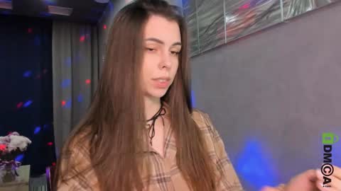 Heiley online show from 02.05.25