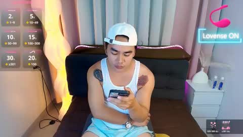 Snapshot of heiress_moree chatting on 05.06.26 heiress_moree online show from 05.06.26
