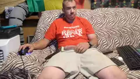Snapshot of heisherrmann chatting on 07.12.26 xxScubaStevexx online show from 07.12.26