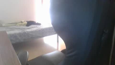 Snapshot of heitorcp1 chatting on 10.08.25 heitorcp1 online show from 10.08.25