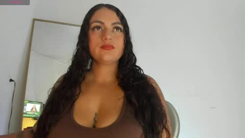 Snapshot of hela_wet chatting on 05.10.26 Hela Independent model online show from 05.10.26