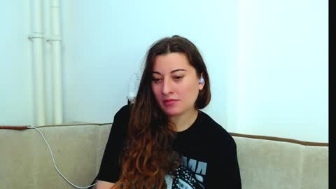 helen_adams_ online show from 12.05.24