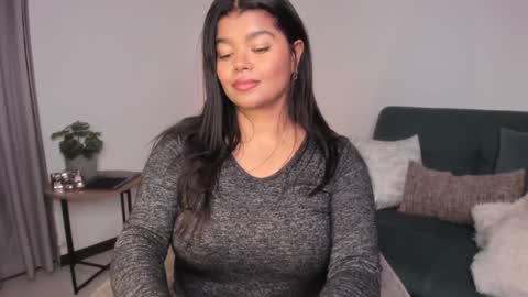 helen_miller online show from 12.04.24