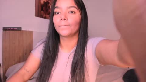 helen_miller online show from 12.12.24