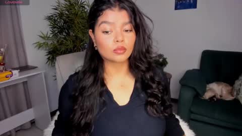 helen_miller online show from 03.11.25