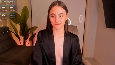 Helen online show from 01.14.25