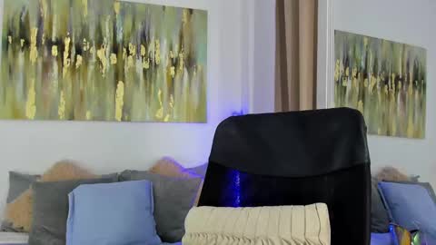 Snapshot of helena_santos01 chatting on 01.25.25 Helena Santos online show from 01.25.25