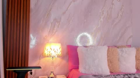 Snapshot of helena_santos01 chatting on 02.02.26 Helena Santos online show from 02.02.26