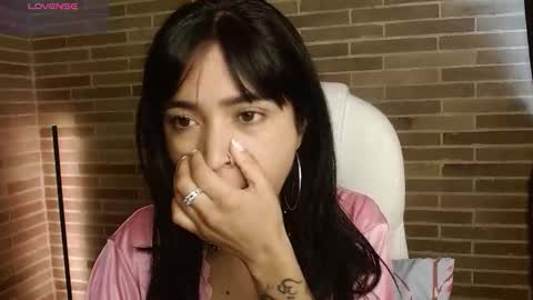 Snapshot of helenacyruss666 chatting on 01.17.26 Only 18 cyrus online show from 01.17.26