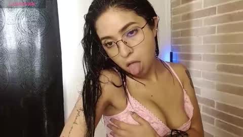 Snapshot of helenacyruss666 chatting on 03.02.26 Only 18 cyrus online show from 03.02.26